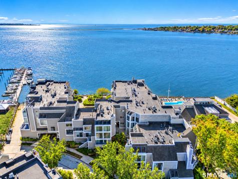 68 Harbour Close New Haven CT 06519