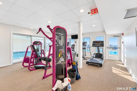 68 Harbour Close New Haven CT 06519
