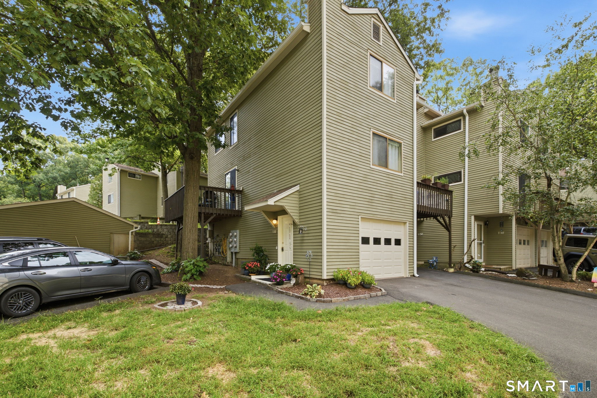 40 Foxon Hill Road New Haven CT 06513