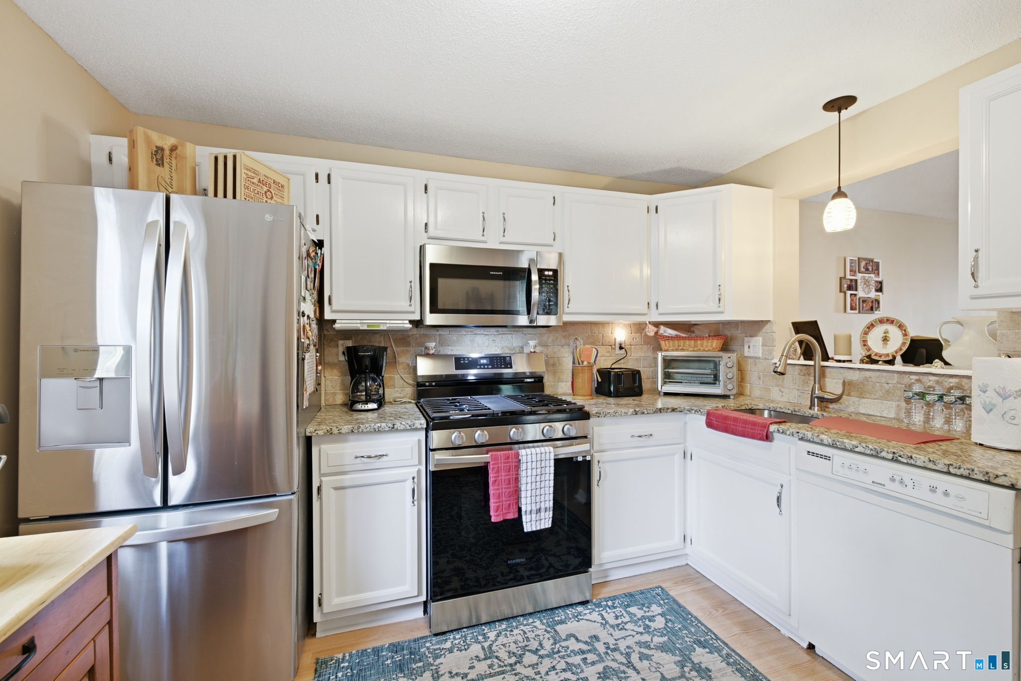 40 Foxon Hill Road New Haven CT 06513