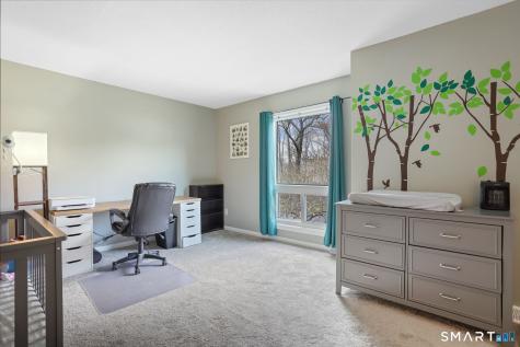 562 Oak Avenue Cheshire CT 06410