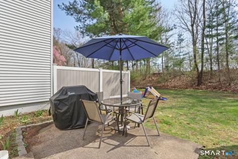 562 Oak Avenue Cheshire CT 06410