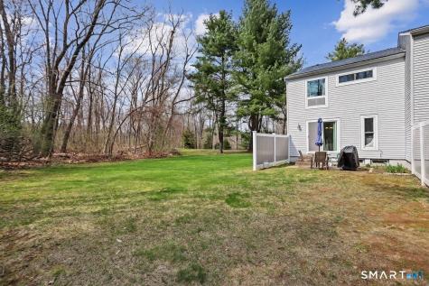 562 Oak Avenue Cheshire CT 06410