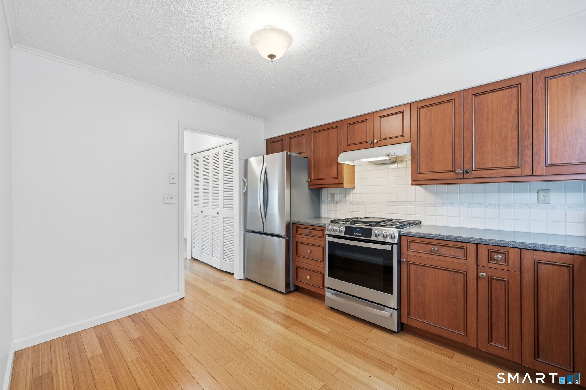Farmington CT 06032