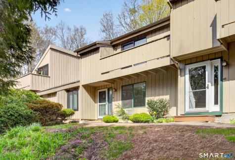 44 Mohawk Trail Guilford CT 06437