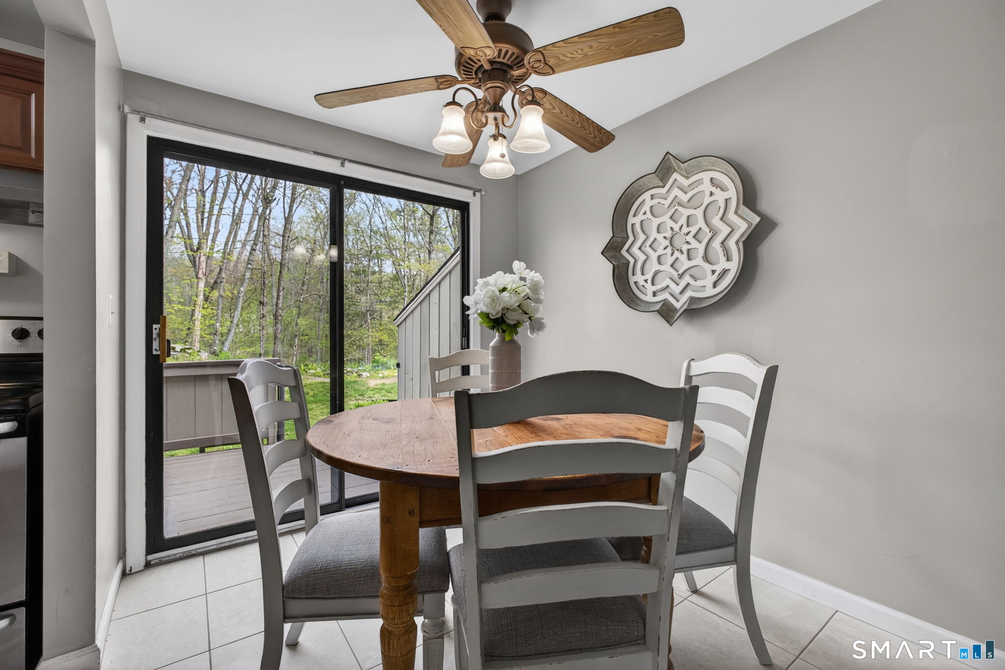 44 Mohawk Trail Guilford CT 06437