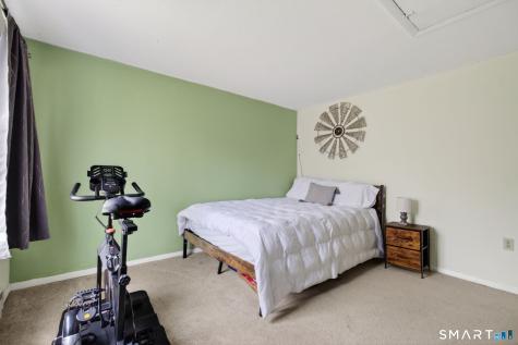 44 Mohawk Trail Guilford CT 06437