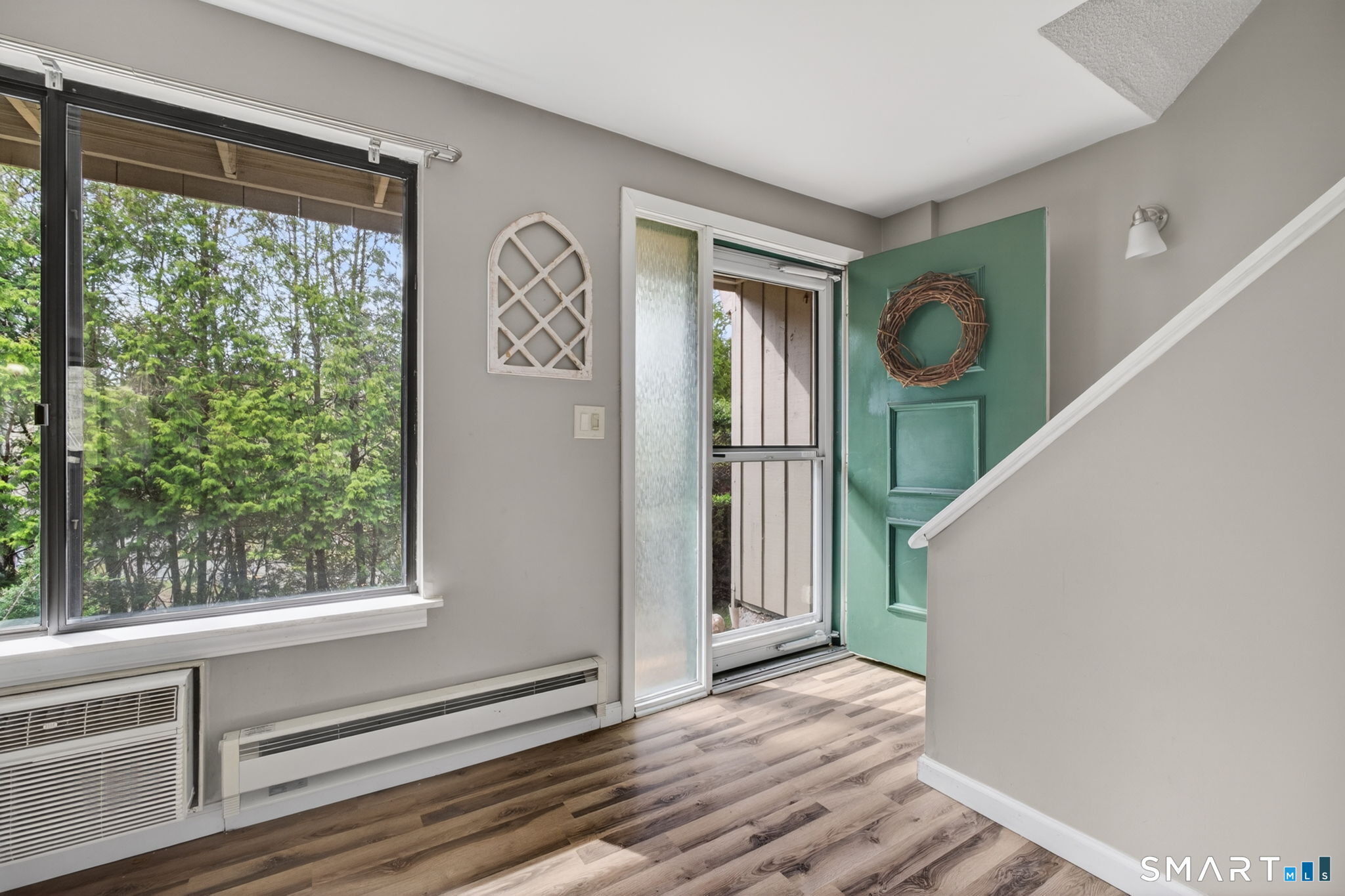 44 Mohawk Trail Guilford CT 06437