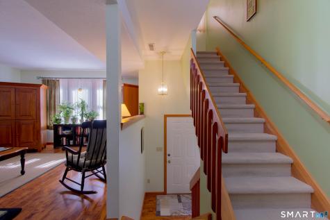 144 Barn Finch Circle Naugatuck CT 06770