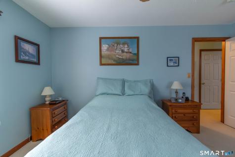 144 Barn Finch Circle Naugatuck CT 06770