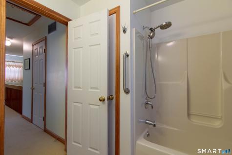 144 Barn Finch Circle Naugatuck CT 06770