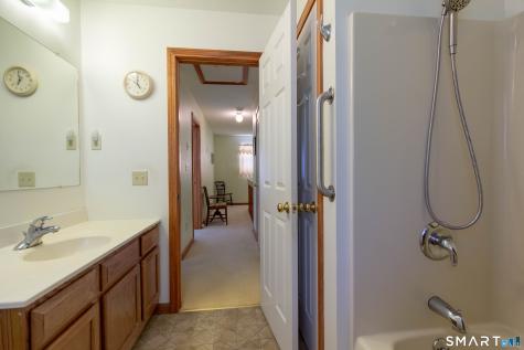144 Barn Finch Circle Naugatuck CT 06770