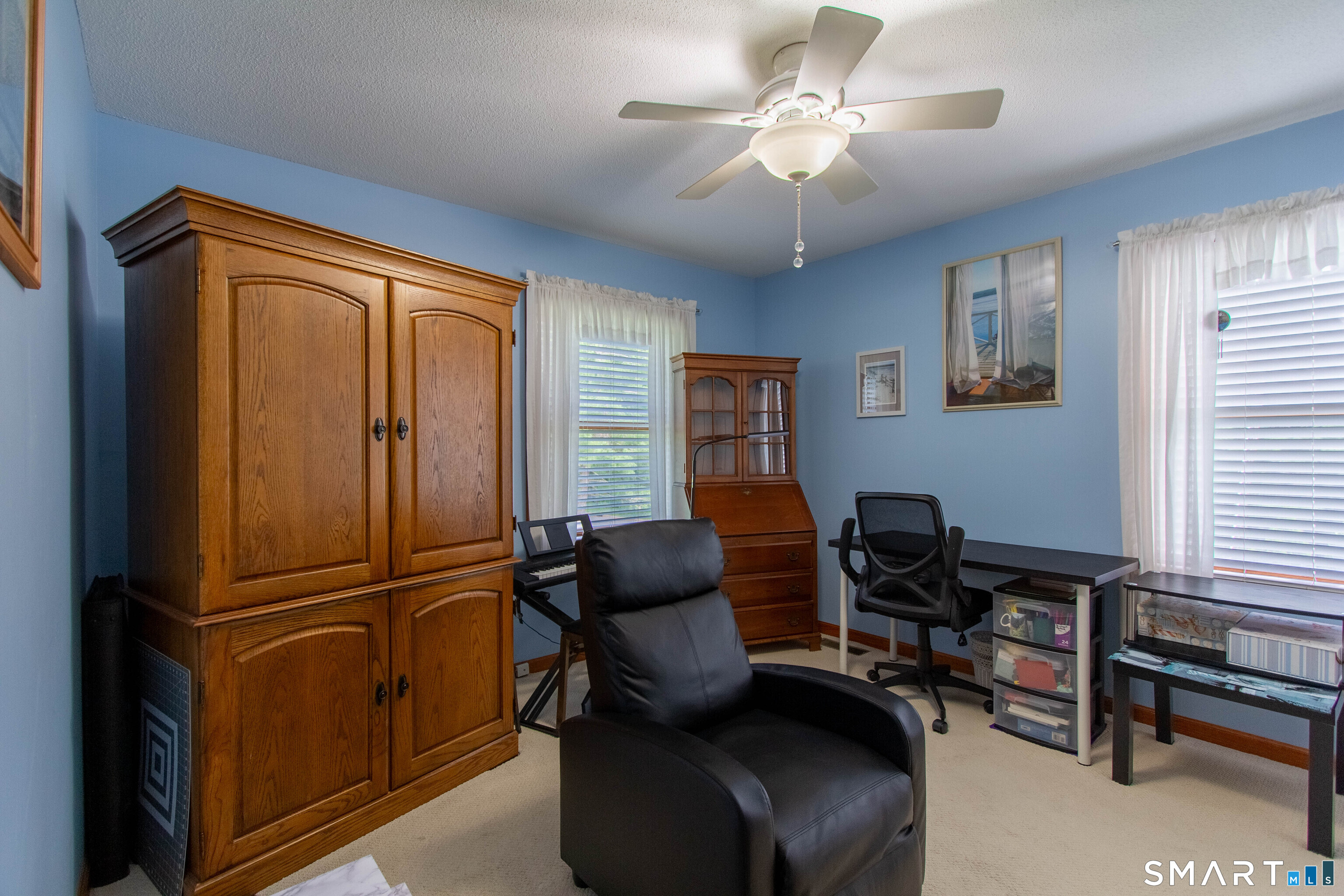 144 Barn Finch Circle Naugatuck CT 06770