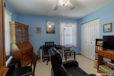 144 Barn Finch Circle Naugatuck CT 06770
