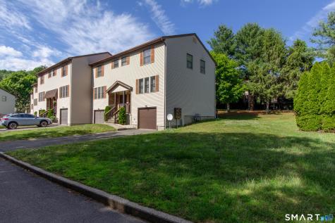 144 Barn Finch Circle Naugatuck CT 06770