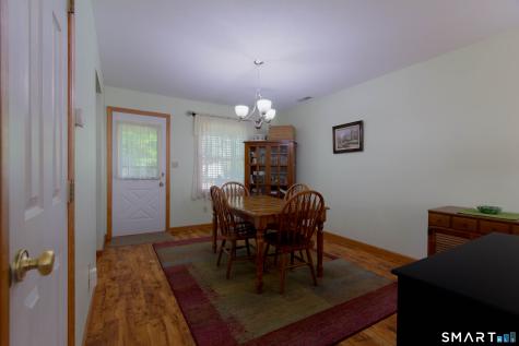 144 Barn Finch Circle Naugatuck CT 06770