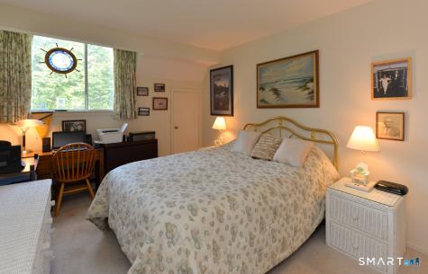 196 Heritage Village Southbury CT 06488
