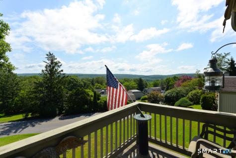 196 Heritage Village Southbury CT 06488