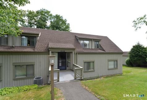 196 Heritage Village Southbury CT 06488