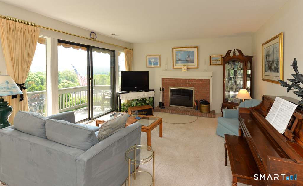 196 Heritage Village Southbury CT 06488