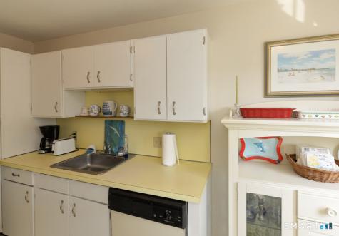 196 Heritage Village Southbury CT 06488