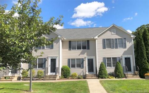4 White Tail Lane Wallingford CT 06492