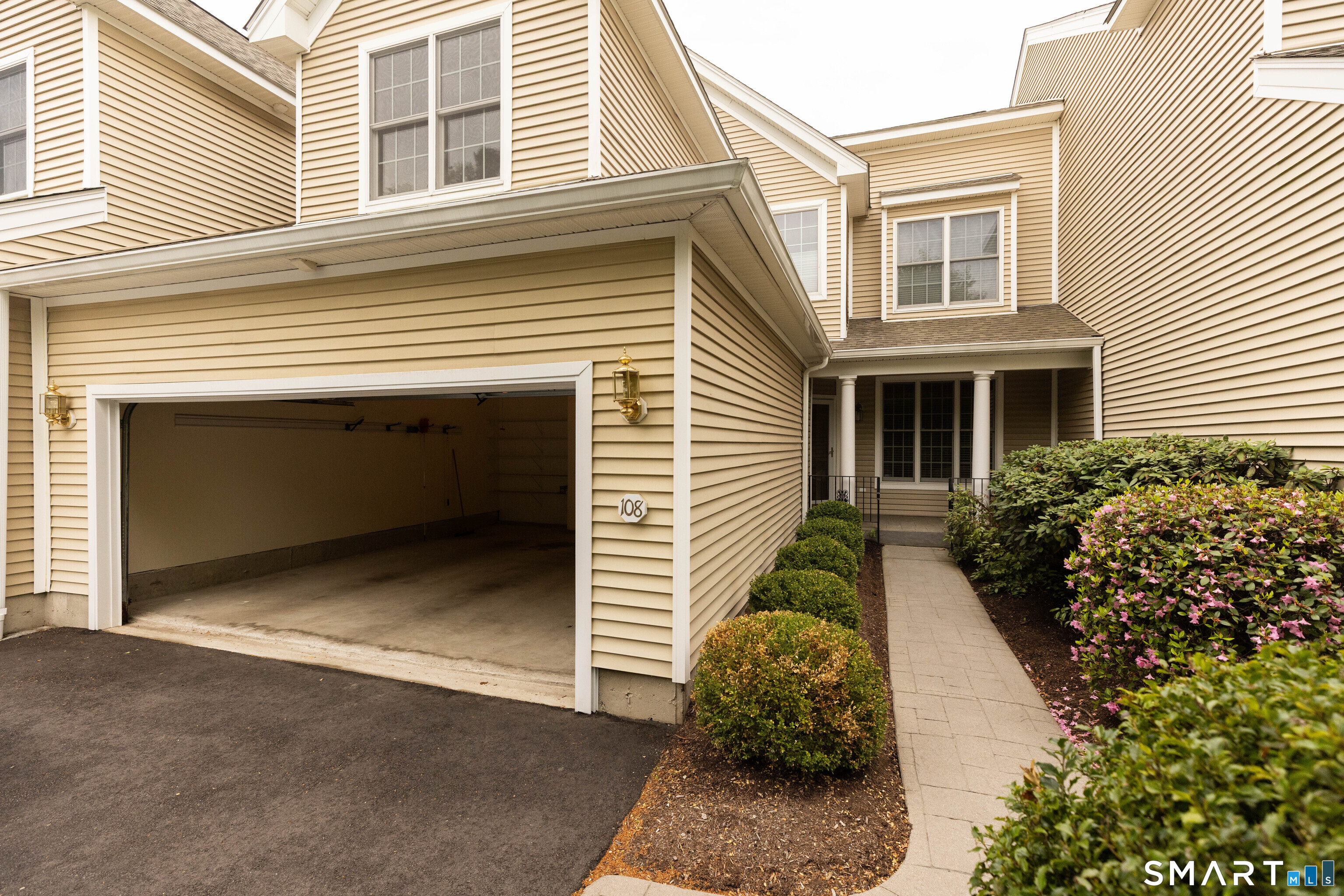 108 Imperial Court Trumbull CT 06611
