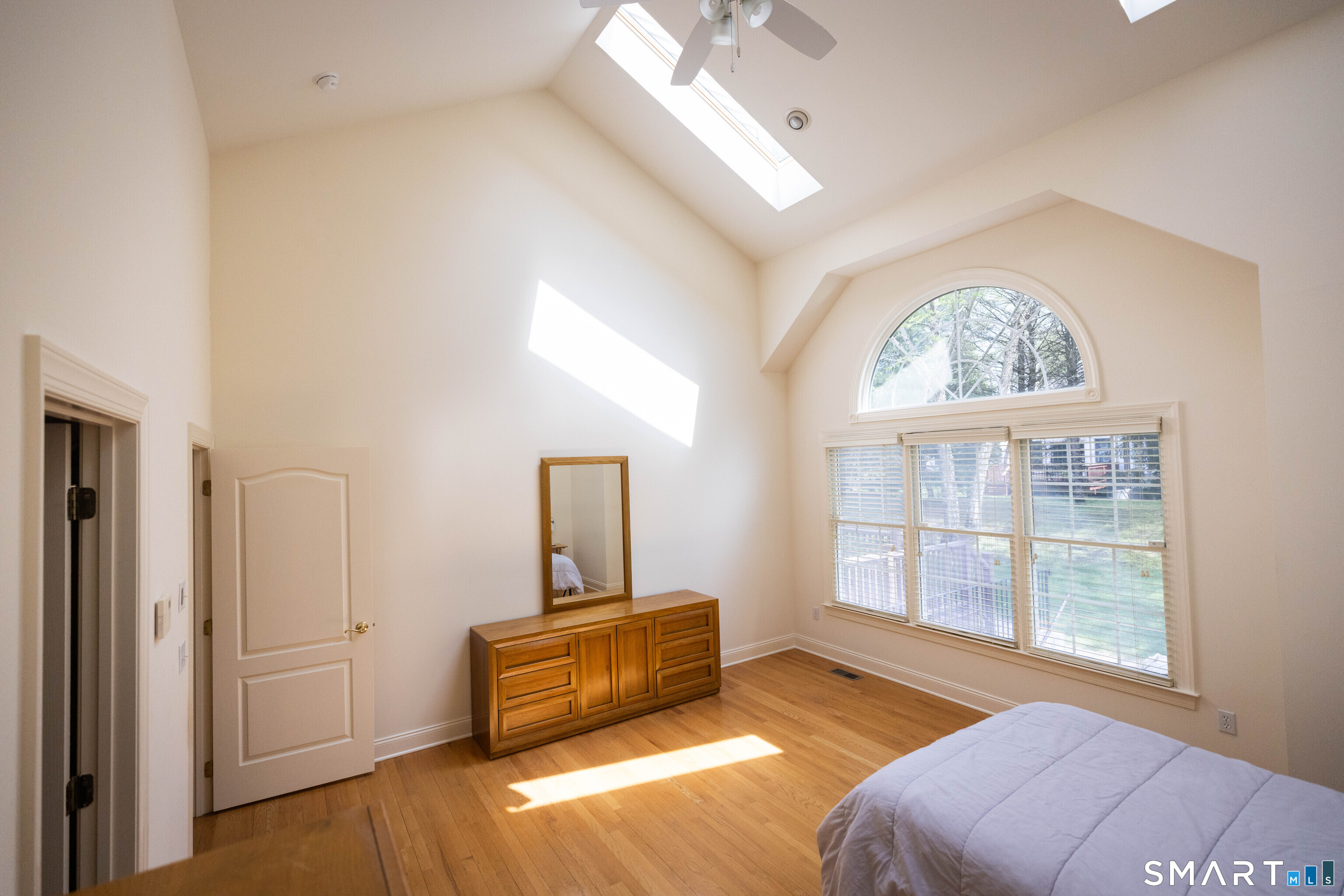 108 Imperial Court Trumbull CT 06611