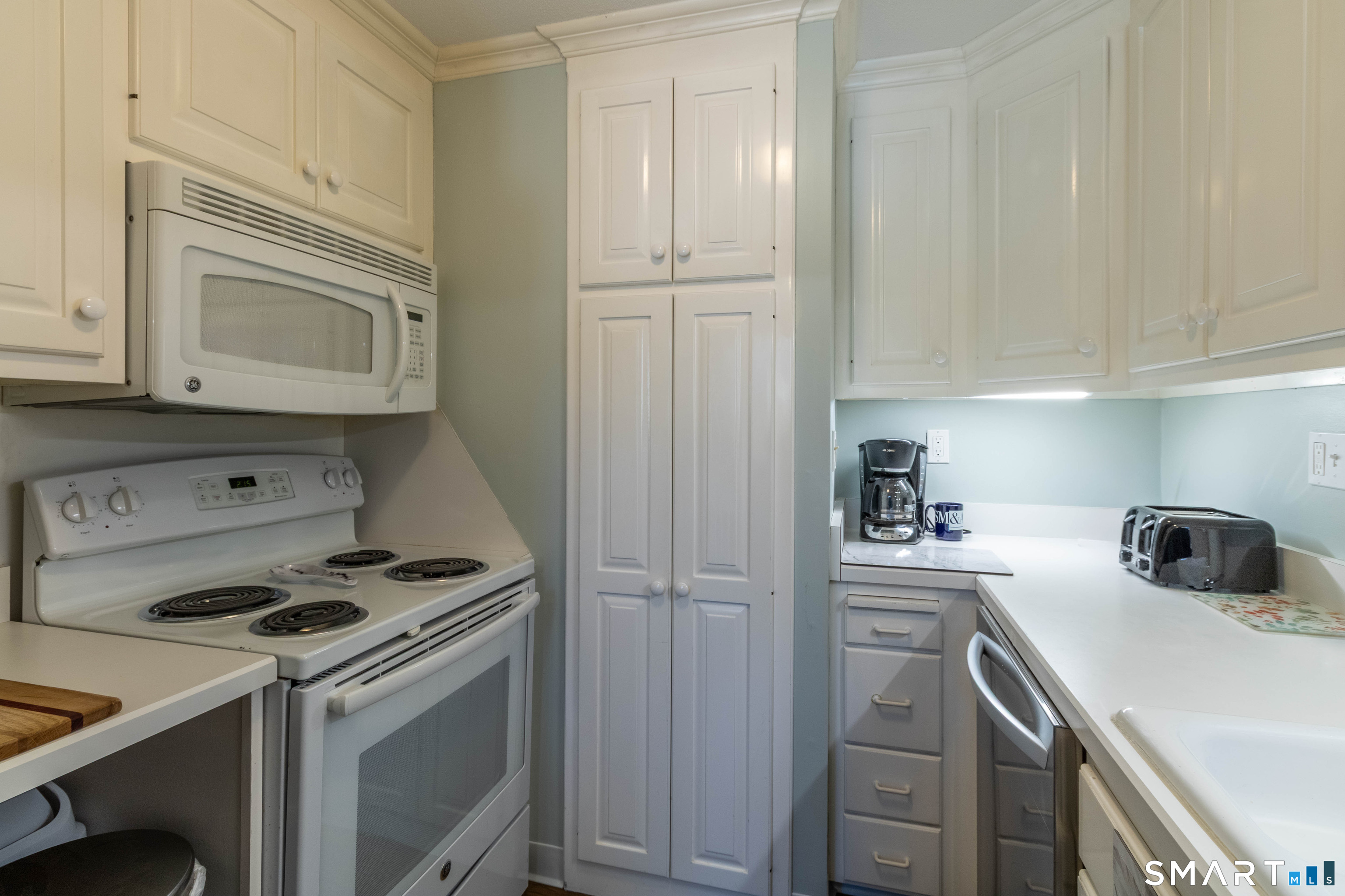 159 Hollister North Way Glastonbury CT 06033