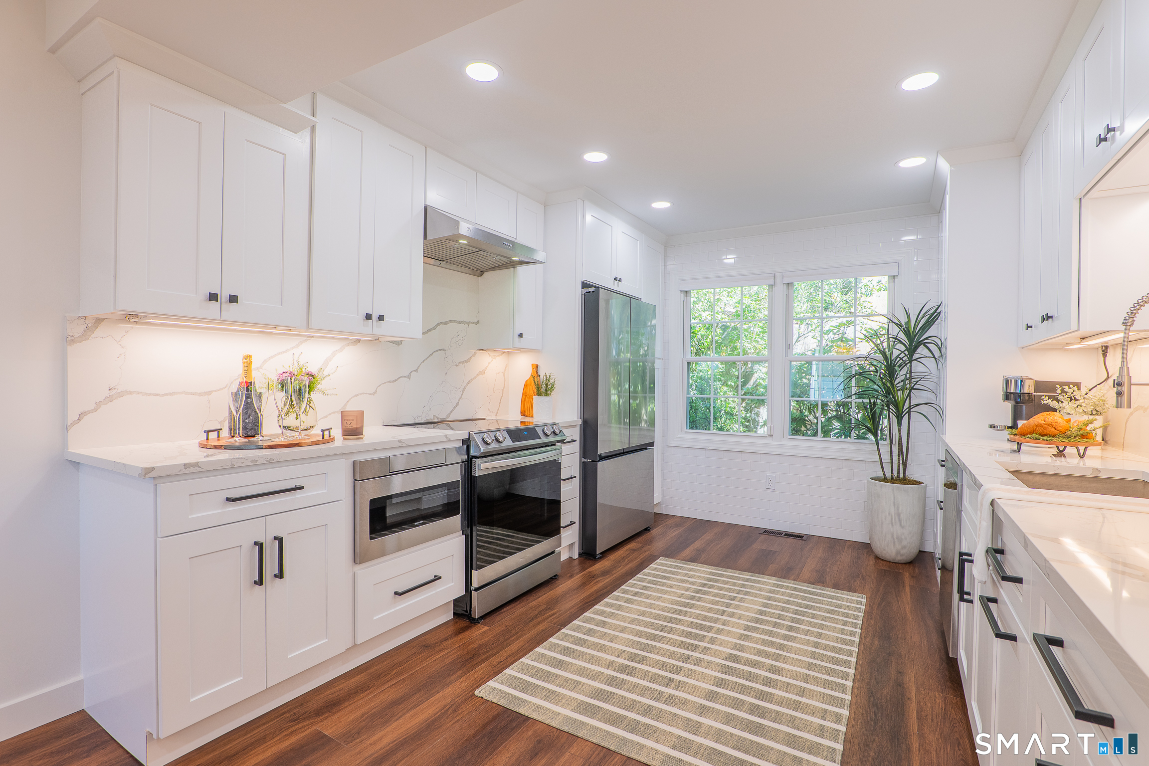 55 Mill Plain Road Danbury CT 06811