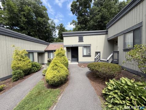 883 Heritage Village Southbury CT 06488