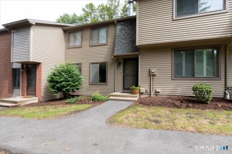 17 Conestoga Way Glastonbury CT 06033