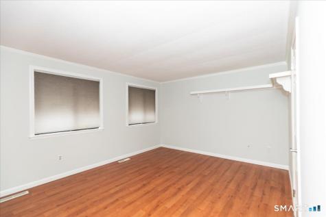 17 Conestoga Way Glastonbury CT 06033