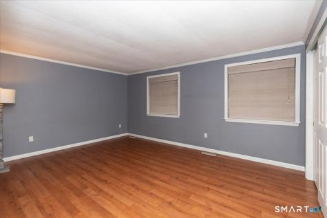 17 Conestoga Way Glastonbury CT 06033