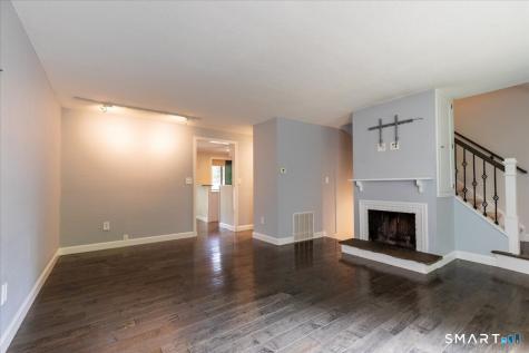 17 Conestoga Way Glastonbury CT 06033