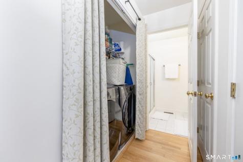 54 Elizabeth Circle Newtown CT 06482