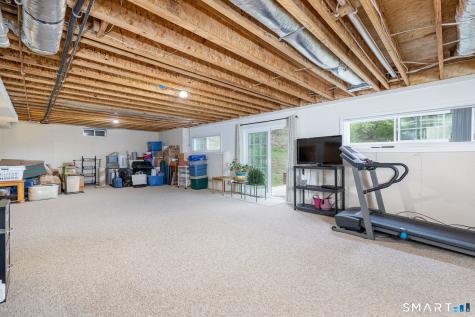 54 Elizabeth Circle Newtown CT 06482
