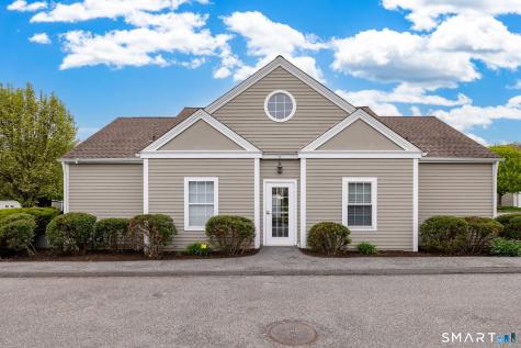 54 Elizabeth Circle Newtown CT 06482