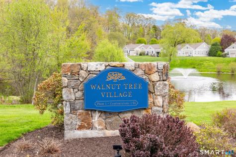 54 Elizabeth Circle Newtown CT 06482
