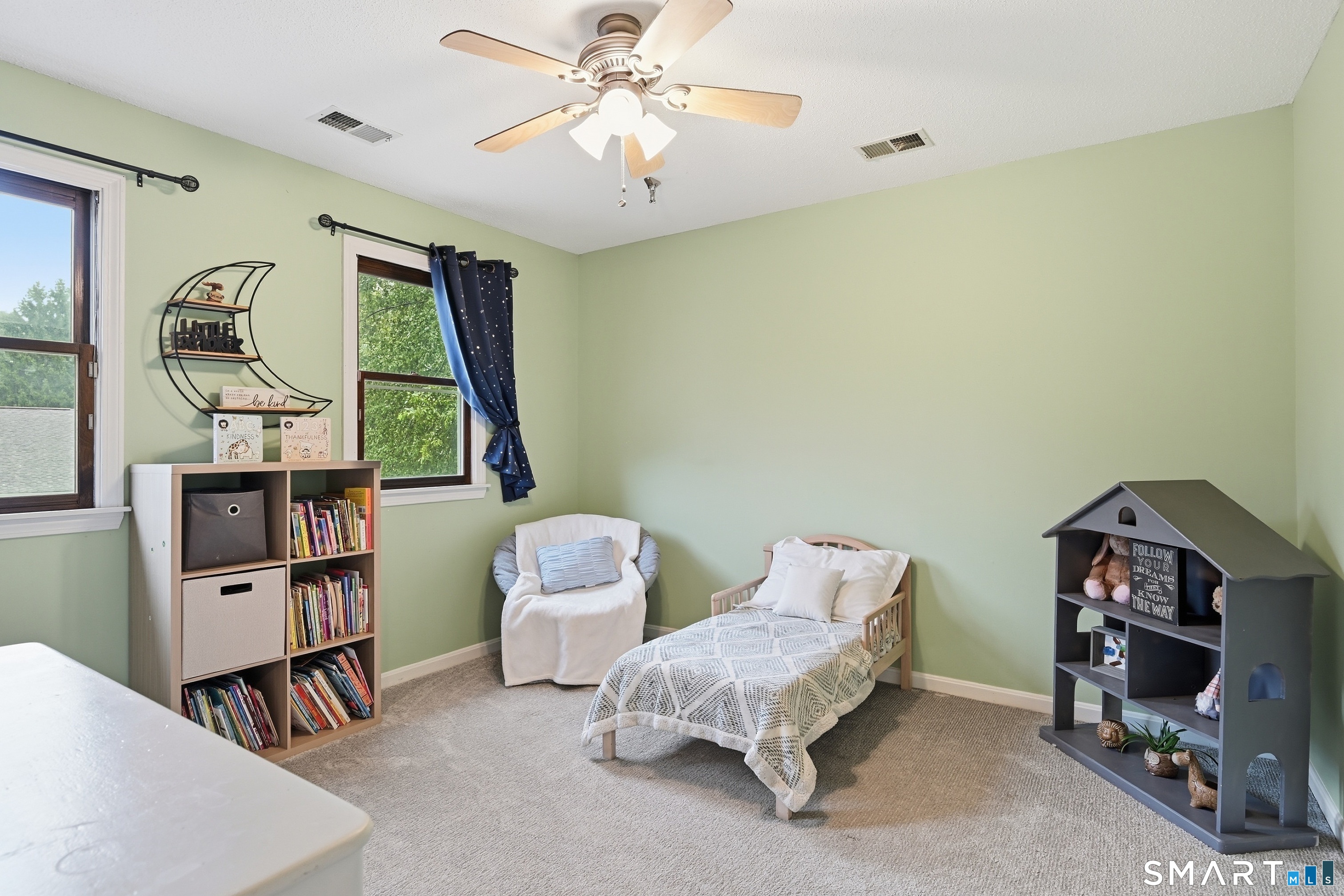 48 Brookside Village Enfield CT 06082