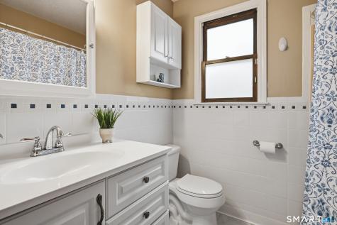 48 Brookside Village Enfield CT 06082