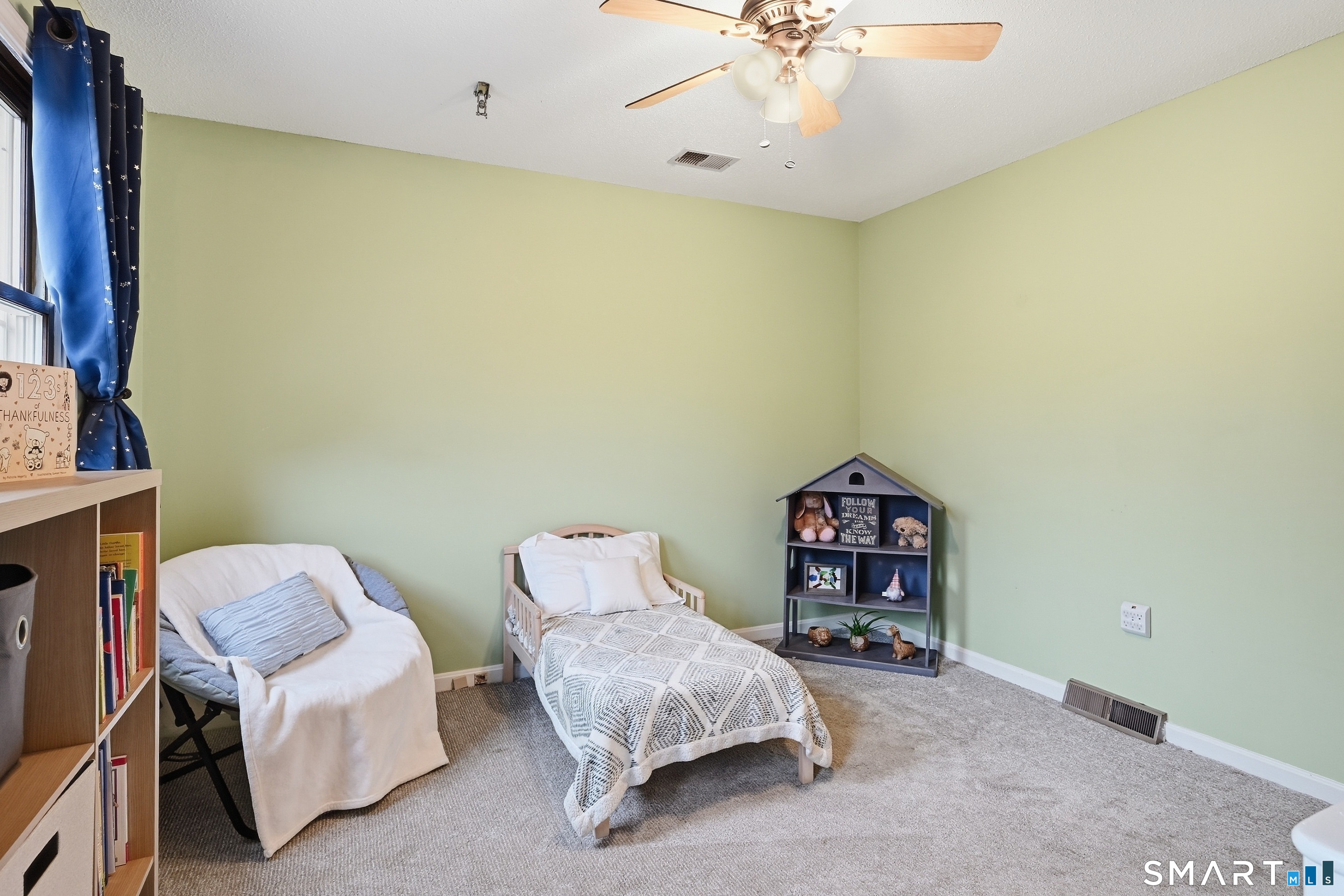 48 Brookside Village Enfield CT 06082