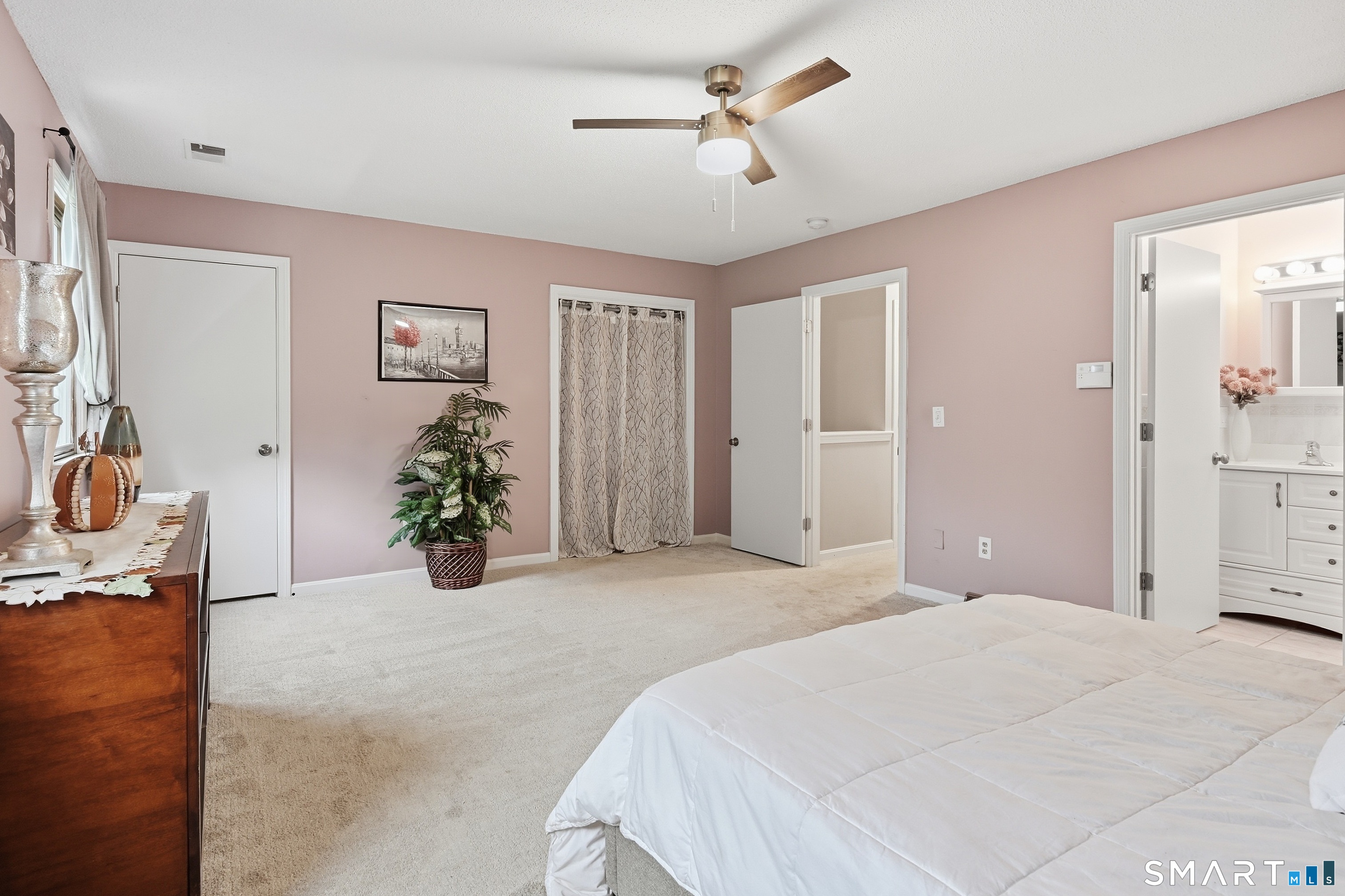 48 Brookside Village Enfield CT 06082