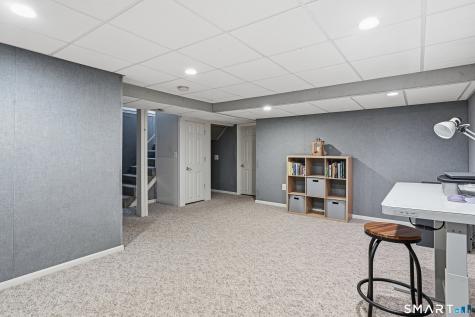 48 Brookside Village Enfield CT 06082