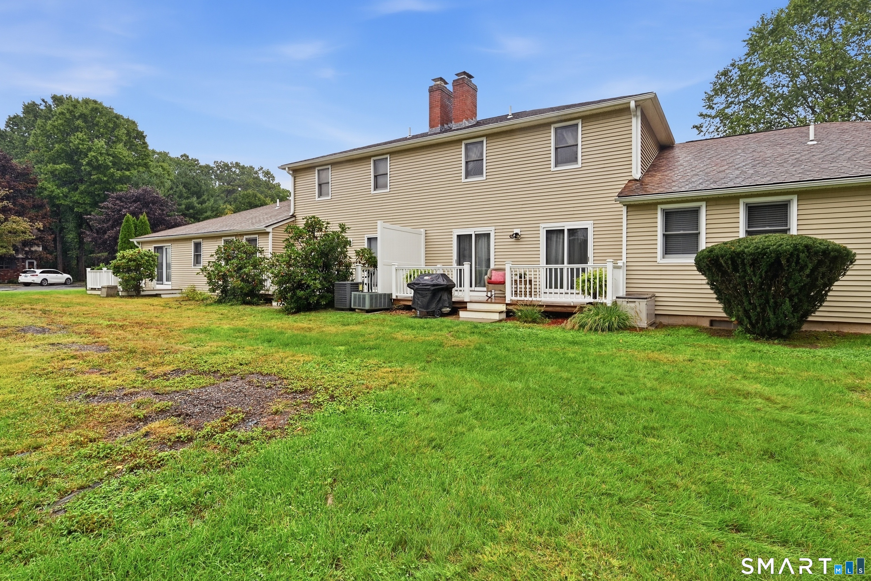 48 Brookside Village Enfield CT 06082