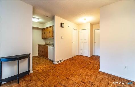 5 Stonegate Circle Branford CT 06405