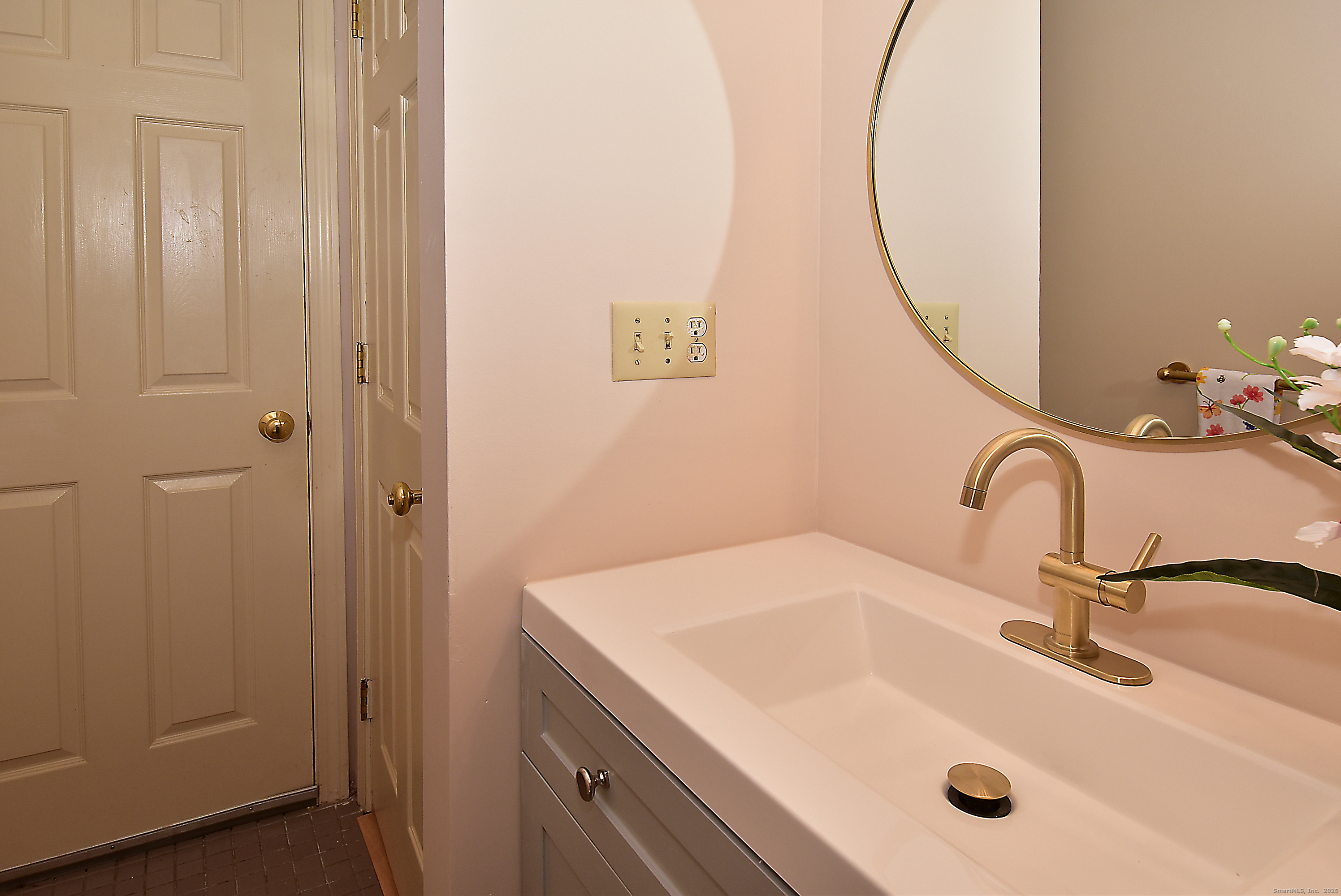 7 Barrington Drive Wethersfield CT 06109