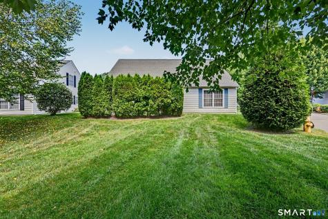 26 Village Court Wilton CT 06897