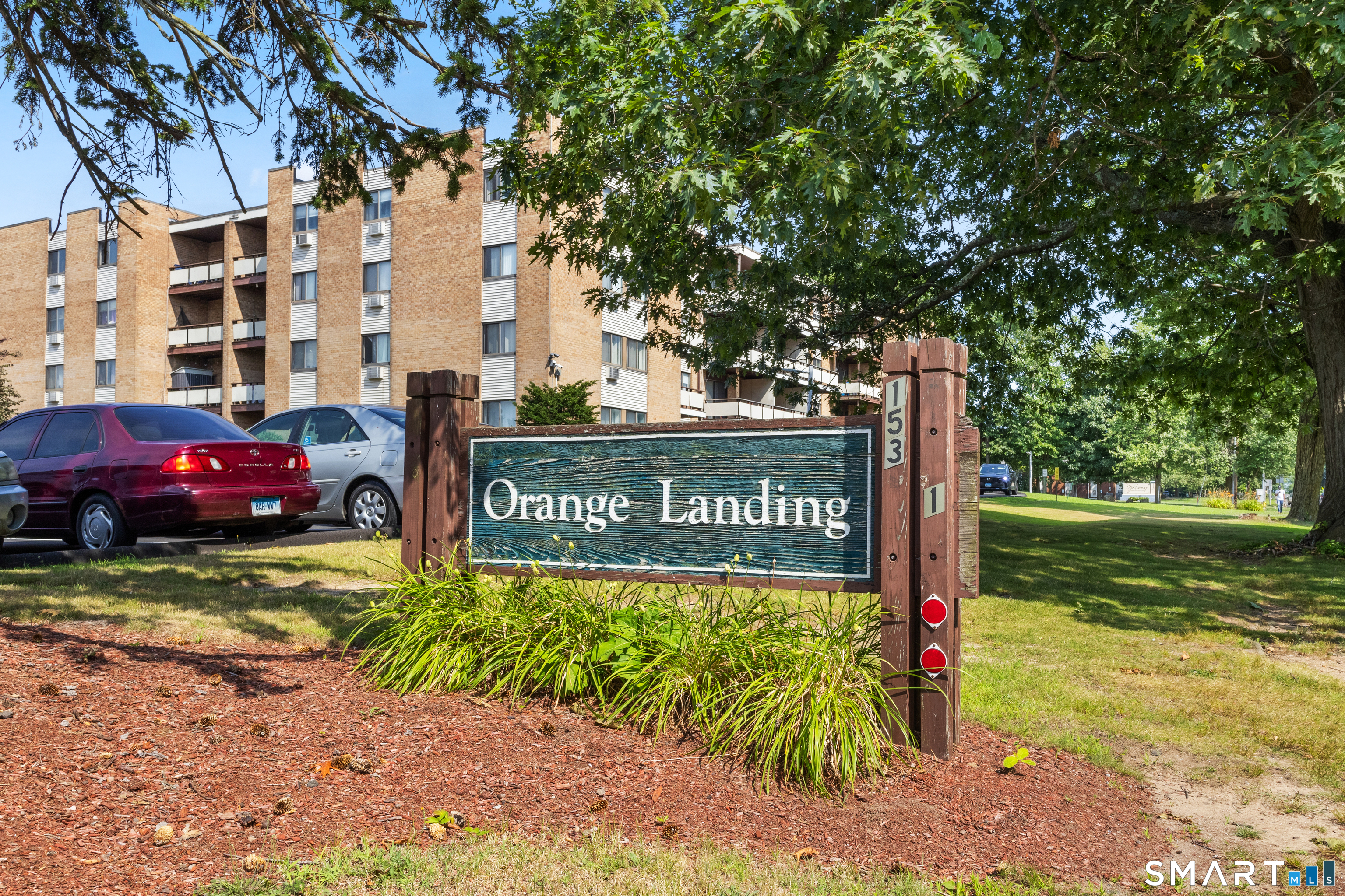 153 Bull Hill Lane West Haven CT 06516