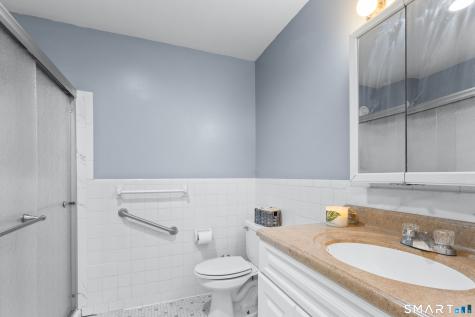 153 Bull Hill Lane West Haven CT 06516
